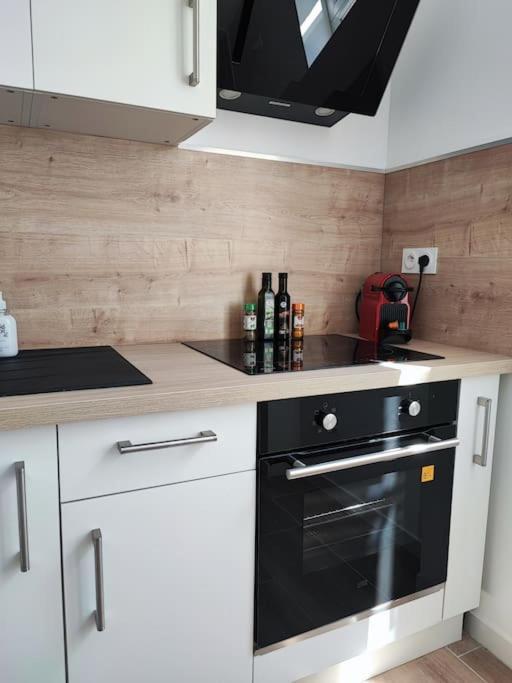 Pause Entre Cite Et Bastide *Clim *Wifi *Smart Tv Apartment Carcassonne Luaran gambar