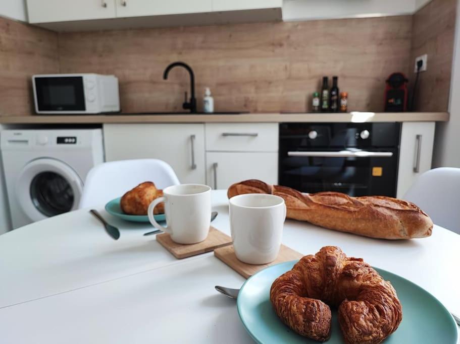 Pause Entre Cite Et Bastide *Clim *Wifi *Smart Tv Apartment Carcassonne Luaran gambar