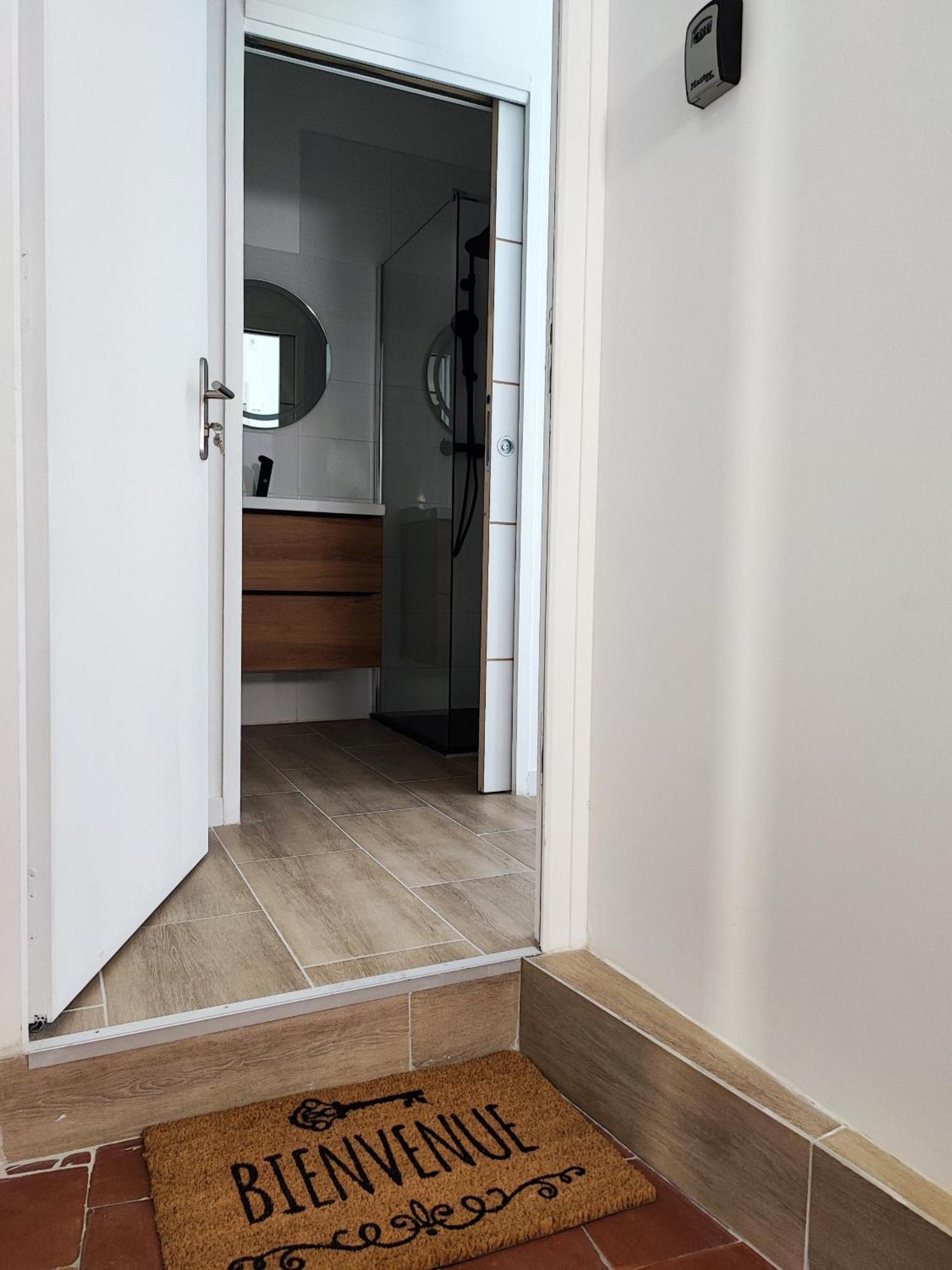 Pause Entre Cite Et Bastide *Clim *Wifi *Smart Tv Apartment Carcassonne Luaran gambar